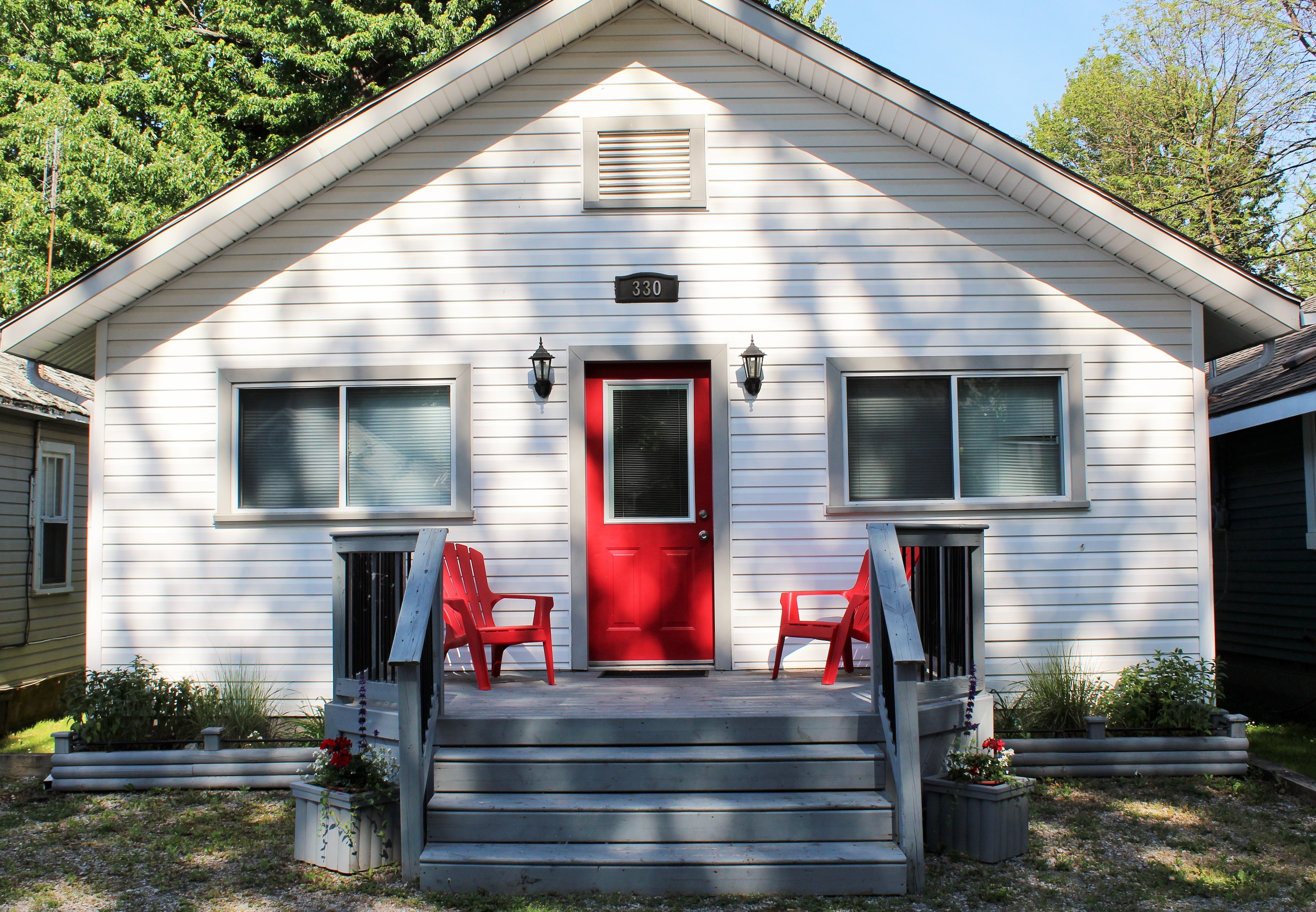 Crystal Beach Property Management - Beebalm Cottage