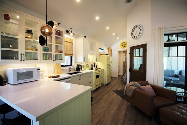 Summer Wind - kitchen 6 - Holiday Homes Property Management - Crystal Beach Cottage rentals
